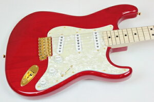 Guitar: (Sold Out) MAMI STRATOCASTER [SCANDAL] Fender Made in Japan